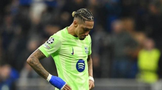 官方网站-13球+8助 欧冠射手王+助攻王 拉菲尼亚平C罗纪录！